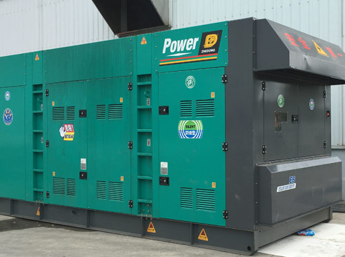 绥阳升级发电机组的过程中需要注意哪些安全事项？