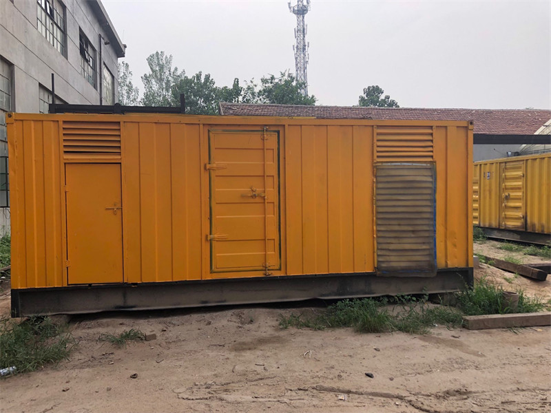 绥阳发电机出租进行负载测试时，电瓶电量不足的具体判断标准是什么？